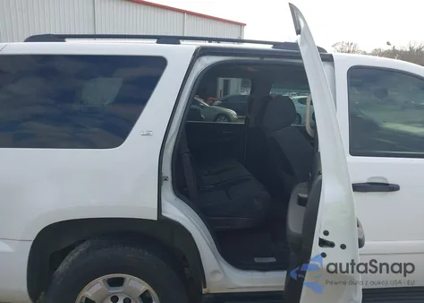 2009 Chevrolet Tahoe Ls z USA, uszkodzony, nr VIN 1GNFC13029R149156